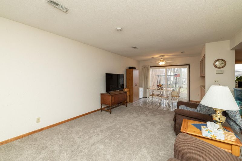 1277 Wilson Ave, Saint Paul, MN 55106