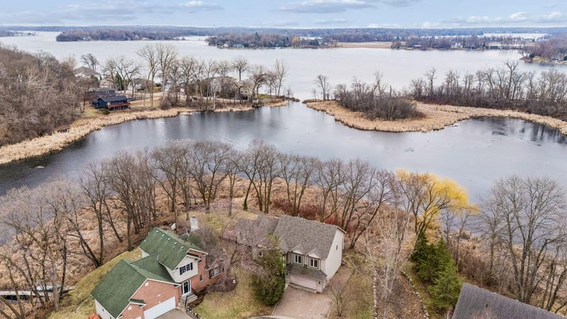 5065 Windsor Rd, Mound, MN 55364