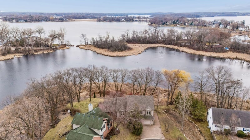 5065 Windsor Rd, Mound, MN 55364