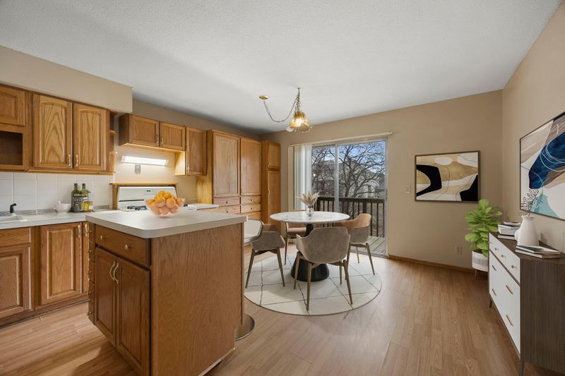 5648 Brookdale Dr N, Brooklyn Park, MN 55443