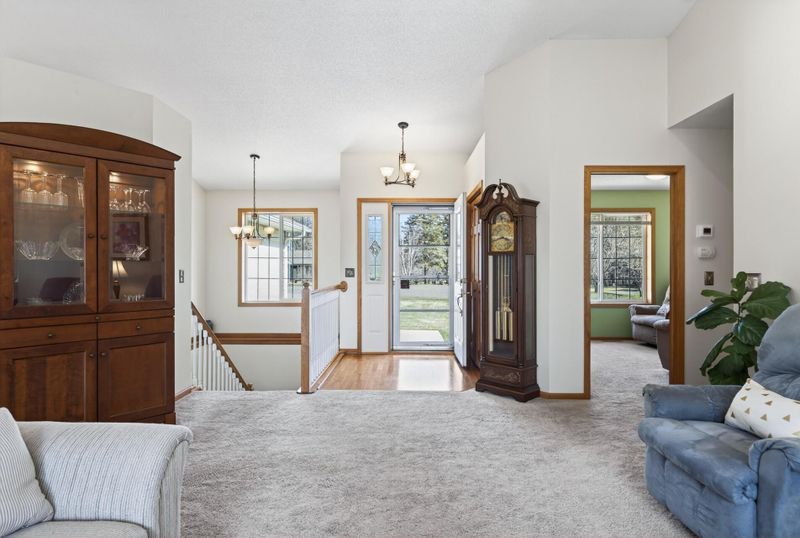 28124 Par Dr, Zimmerman, MN 55398