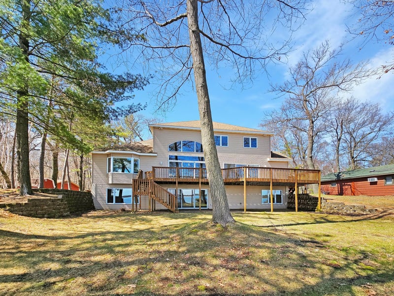 21124 Wildwood Rd, Brainerd, MN 56401