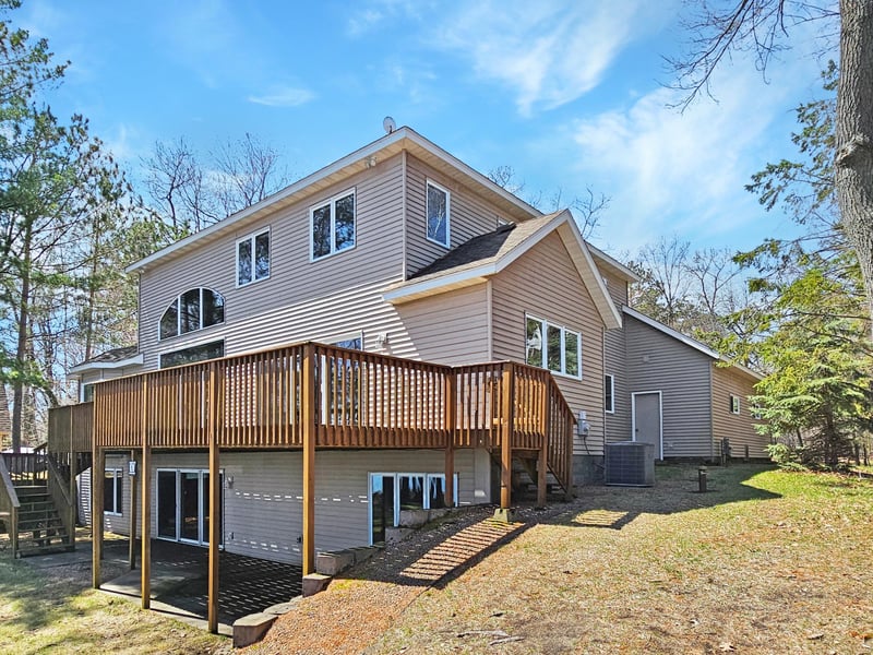21124 Wildwood Rd, Brainerd, MN 56401
