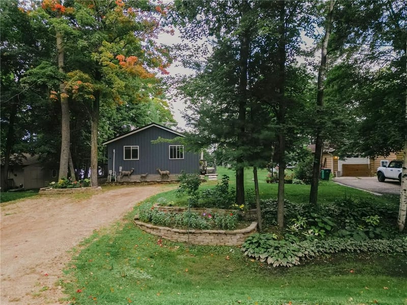 40582 Pequot Dr, Browerville, MN 56438