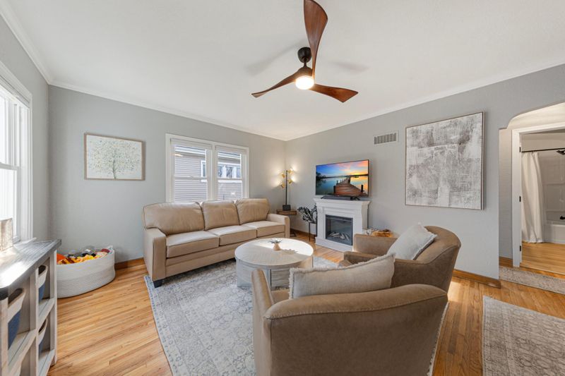 838 Nicollet Ave, North Mankato, MN 56003