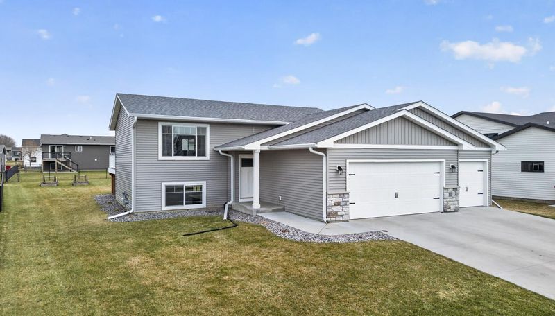 74 4th Ave SE, Kasson, MN 55944