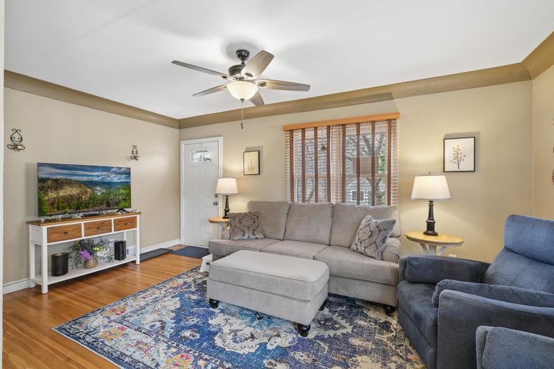 4455 6th St NE, Columbia Heights, MN 55421
