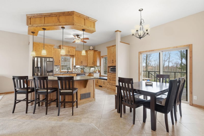 20760 Okinawa St NE, Cedar, MN 55011
