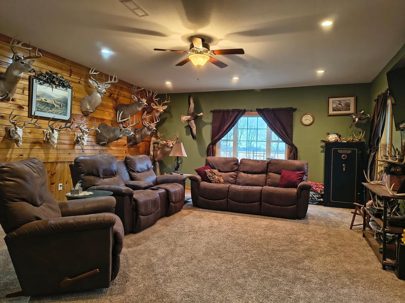 41283 Eastbend Rd, Belgrade, MN 56312