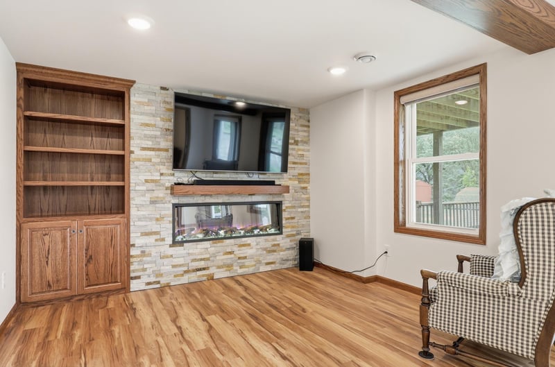 20568 Elkview Ct, Richmond, MN 56368
