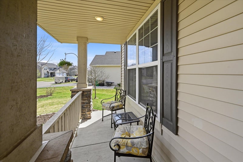 16048 Sapphire St NW, Ramsey, MN 55303