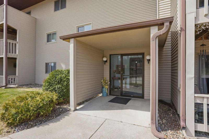 1828 Perlich Ave #2B, Red Wing, MN 55066