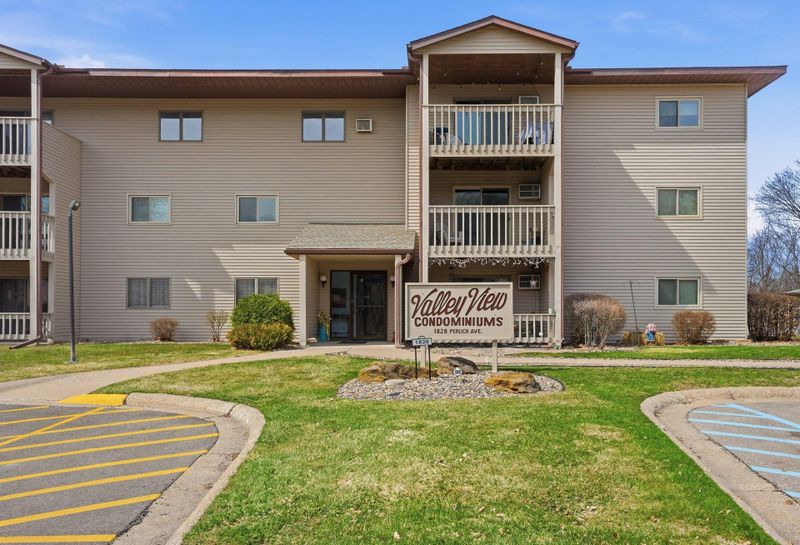 1828 Perlich Ave #2B, Red Wing, MN 55066