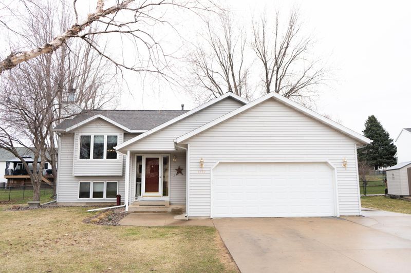 4449 56th St NW, Rochester, MN 55901