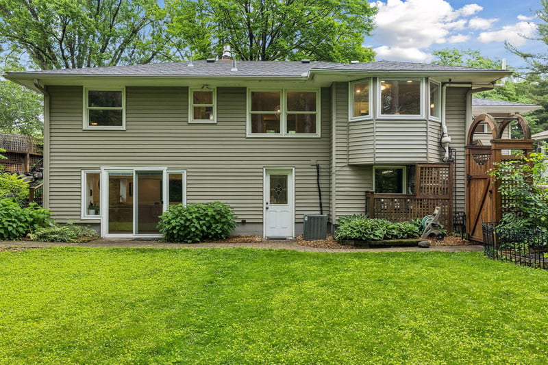 1318 Melrose Ave, Saint Louis Park, MN 55426