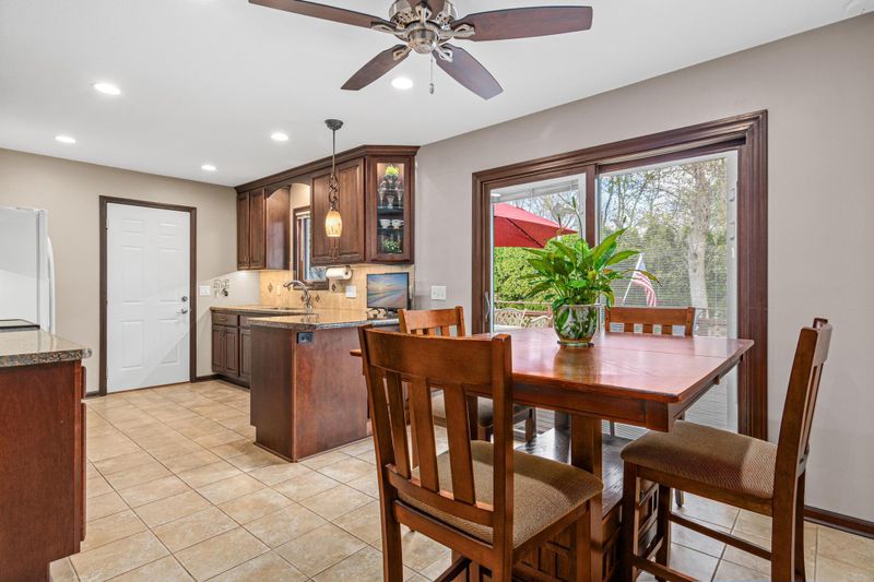 9644 107th Ave N, Maple Grove, MN 55369