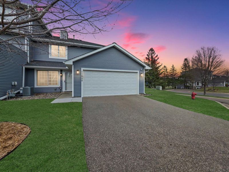 11650 Millpond Ave, Burnsville, MN 55337