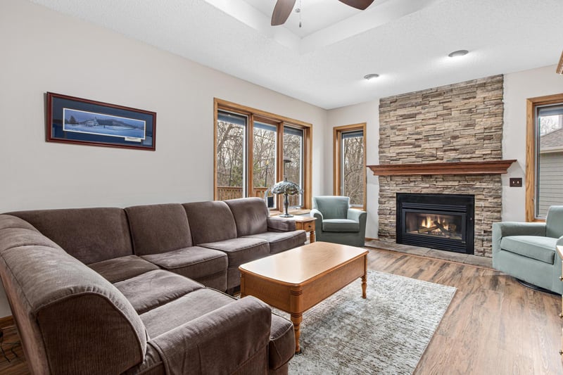 15 Apfelridge Ct, South Saint Paul, MN 55075