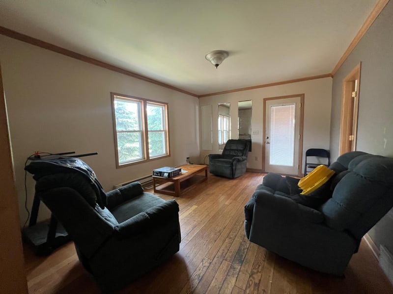 312 5th St NW, Ortonville, MN 56278