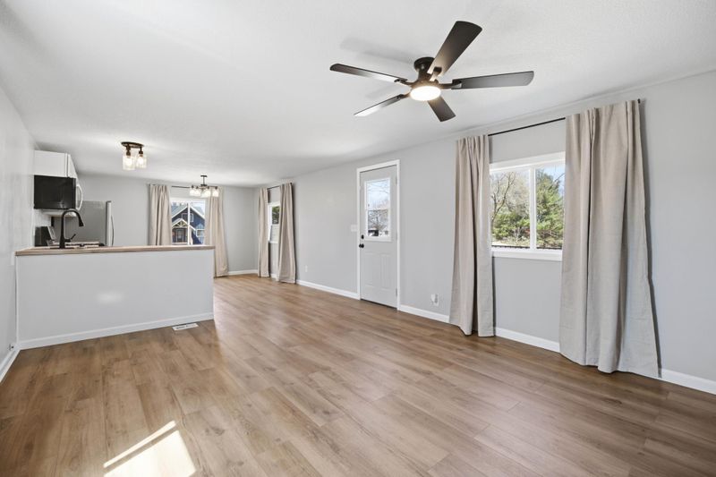 2058 Pine Knoll Rd, Mora, MN 55051