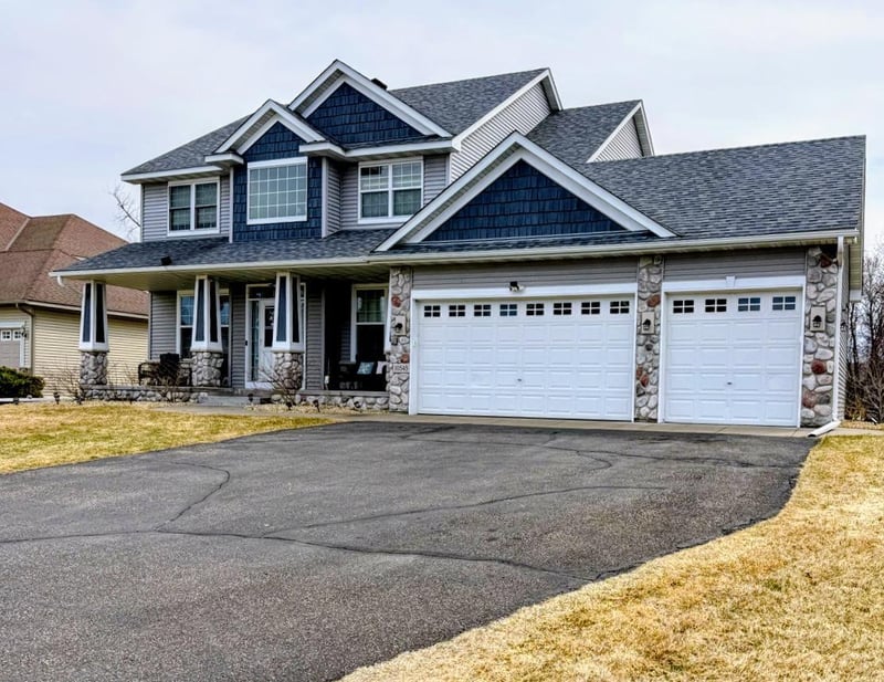 10545 Noble Cir N, Brooklyn Park, MN 55443