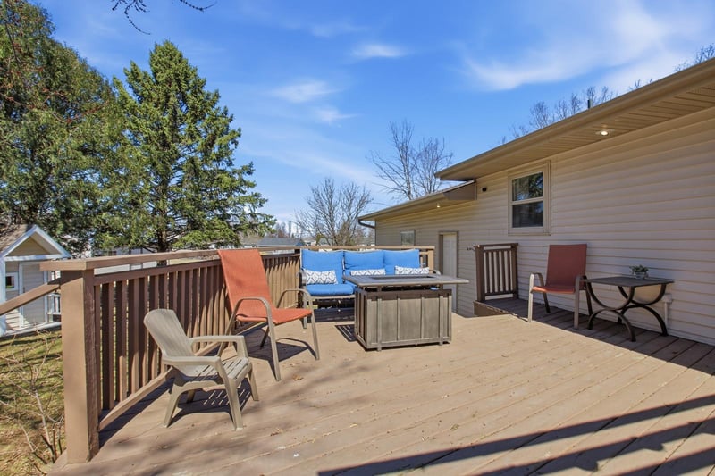 937 Candy Cir, Kandiyohi, MN 56251