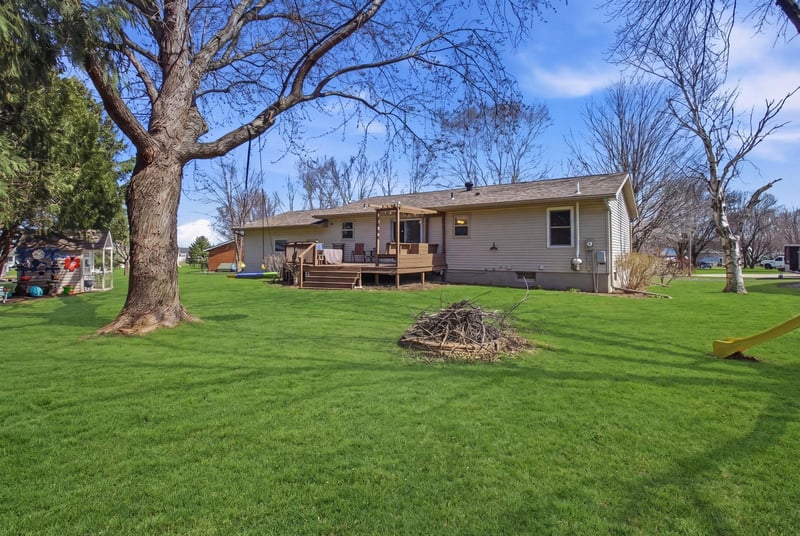 937 Candy Cir, Kandiyohi, MN 56251