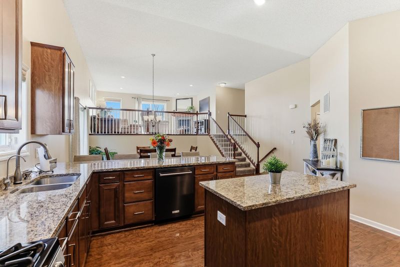 14076 Addison Ave, Rosemount, MN 55068