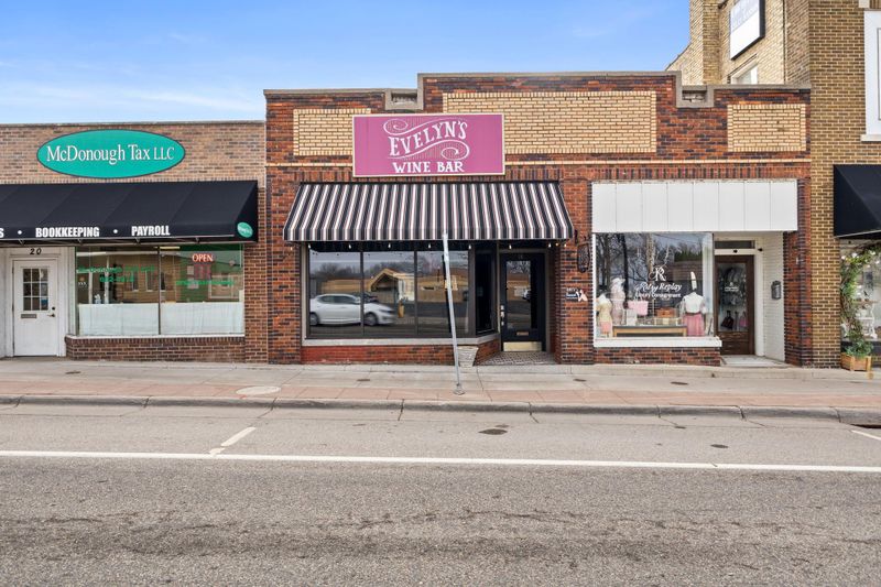 18 Central Ave, Buffalo, MN 55313