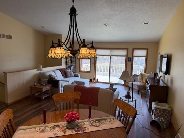 1004 W Lake Blvd, Winona, MN 55987