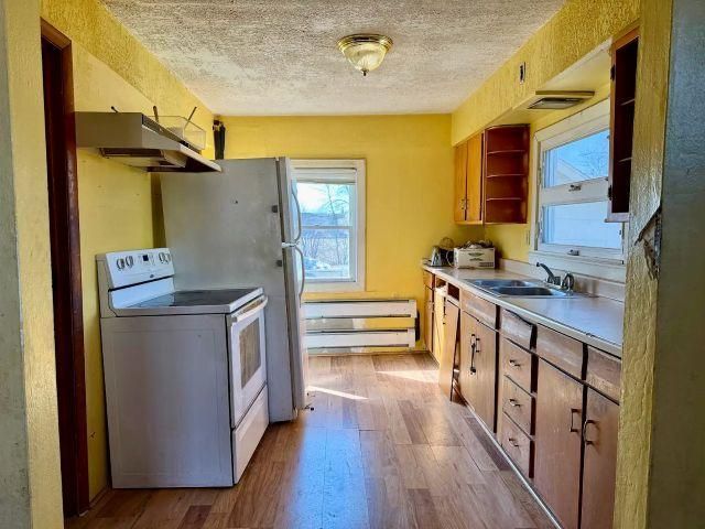 526 12th St S, Virginia, MN 55792