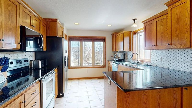 5209 55th Ave NW, Rochester, MN 55901