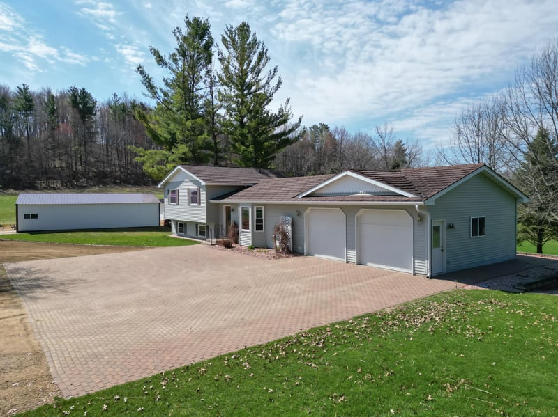 E3490 County Road P, Menomonie, WI 54751