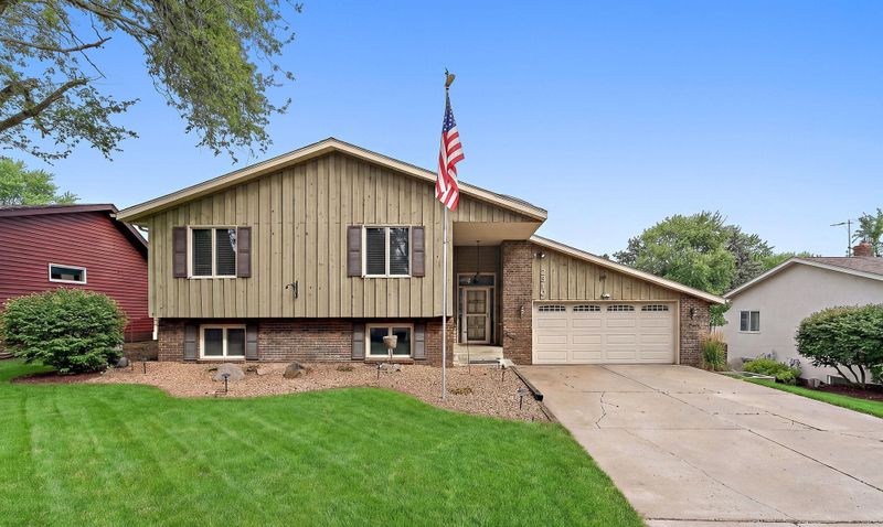 2310 Anthony St, South Saint Paul, MN 55075