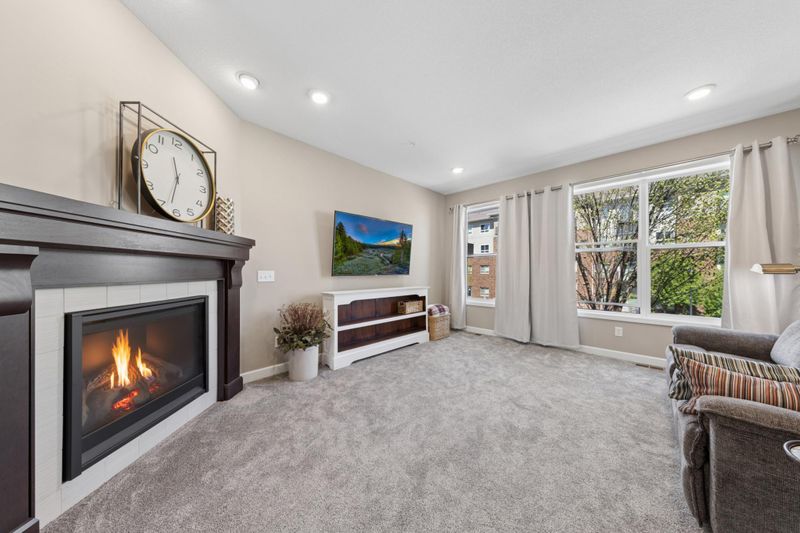 4005 River Valley Way, Eagan, MN 55122