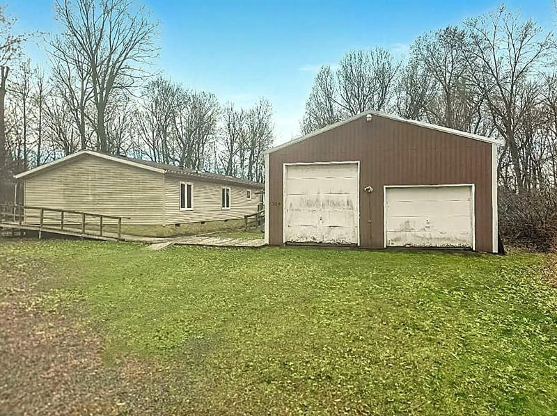 887 15th Ave, Almena, WI 54805