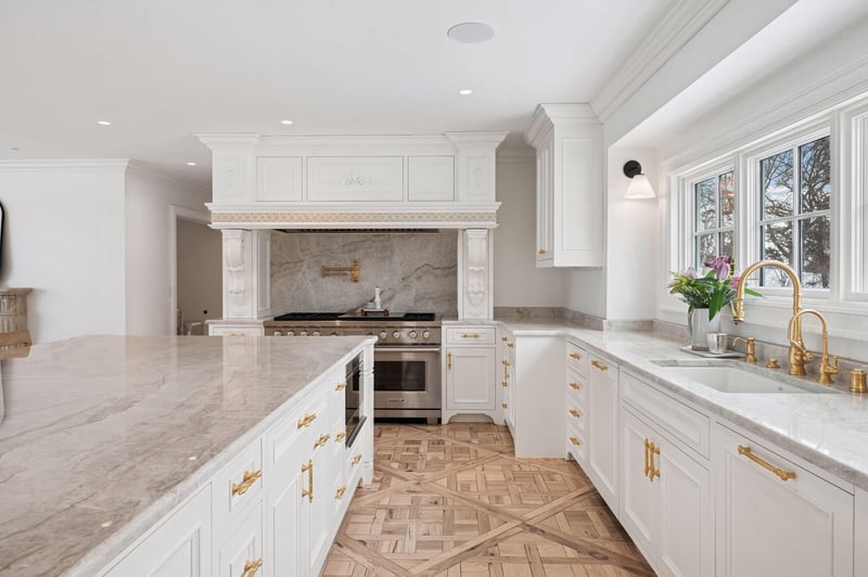 4929 E Sunnyslope Rd, Edina, MN 55424