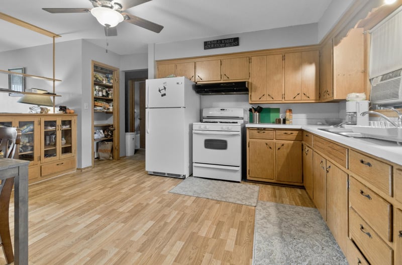 851 5th Ave S, South Saint Paul, MN 55075
