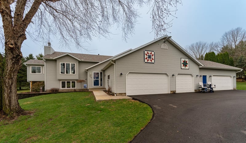 745 Treetop Ln SW, Oronoco, MN 55960