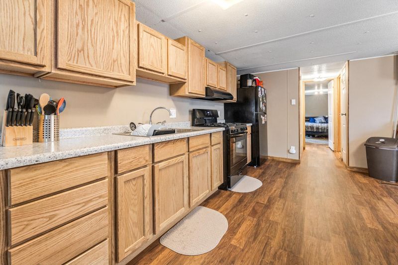 440 N 1st St, Kellogg, MN 55945