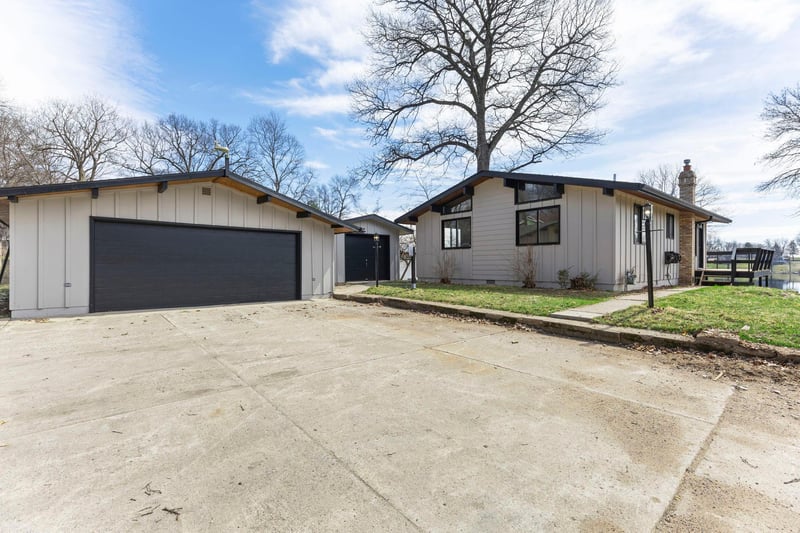 2419 62nd St NW, Maple Lake, MN 55358