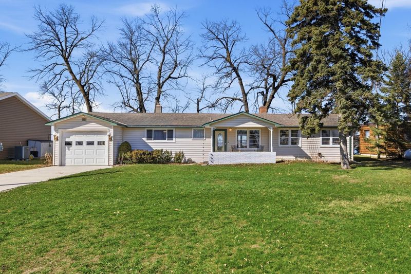 20447 624th Ave, Litchfield, MN 55355