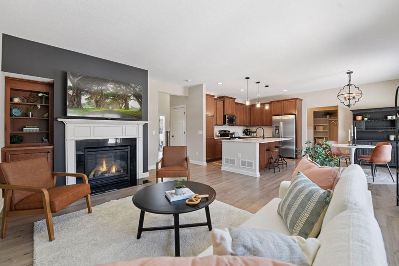 260 Liberty Heights Dr, Chaska, MN 55318