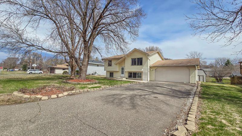 7680 Newton Ave N, Brooklyn Park, MN 55444
