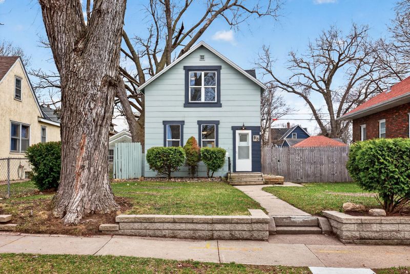 80 Geranium Ave W, Saint Paul, MN 55117