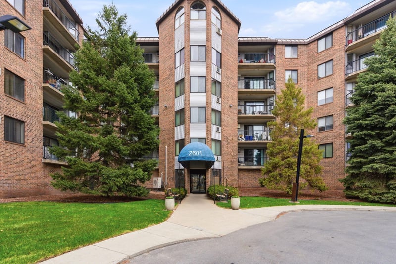 2601 Kenzie Ter #206, Saint Anthony, MN 55418
