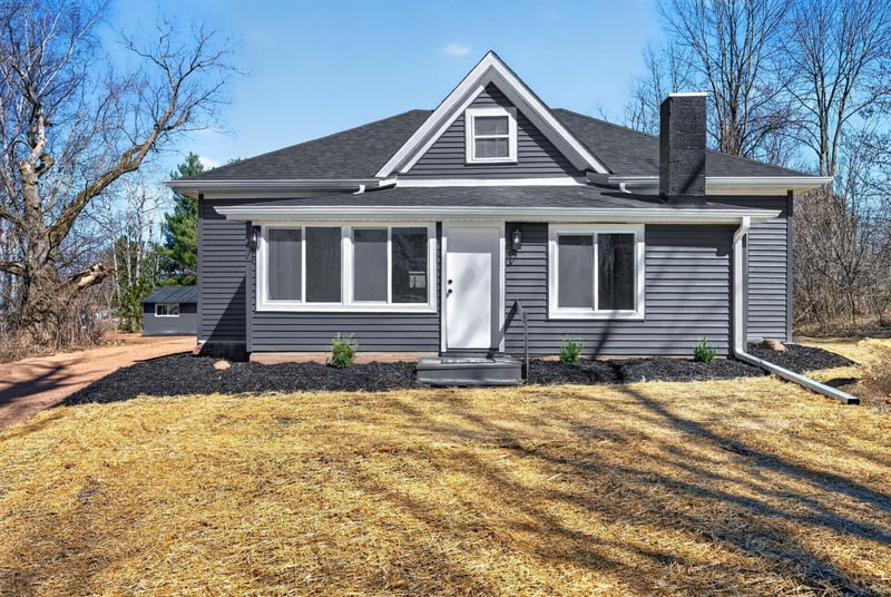 N3328 New Knapp Rd, Shell Lake, WI 54871
