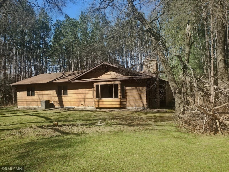 35343 Forest Blvd, North Branch, MN 55056