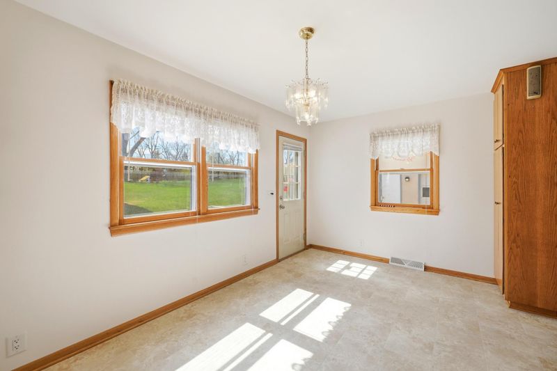 4825 Oregon Ave N, New Hope, MN 55428