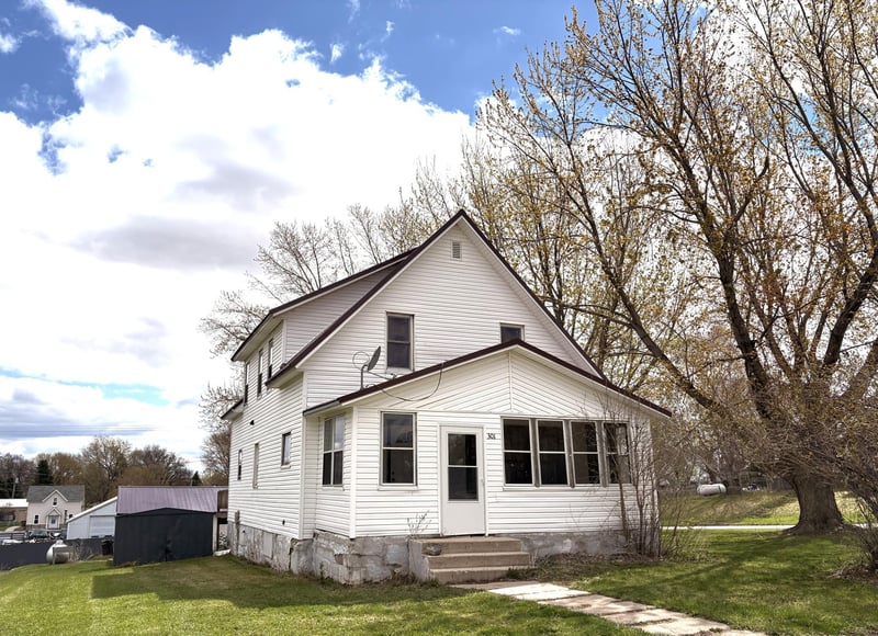 301 N 3rd St, Milan, MN 56262
